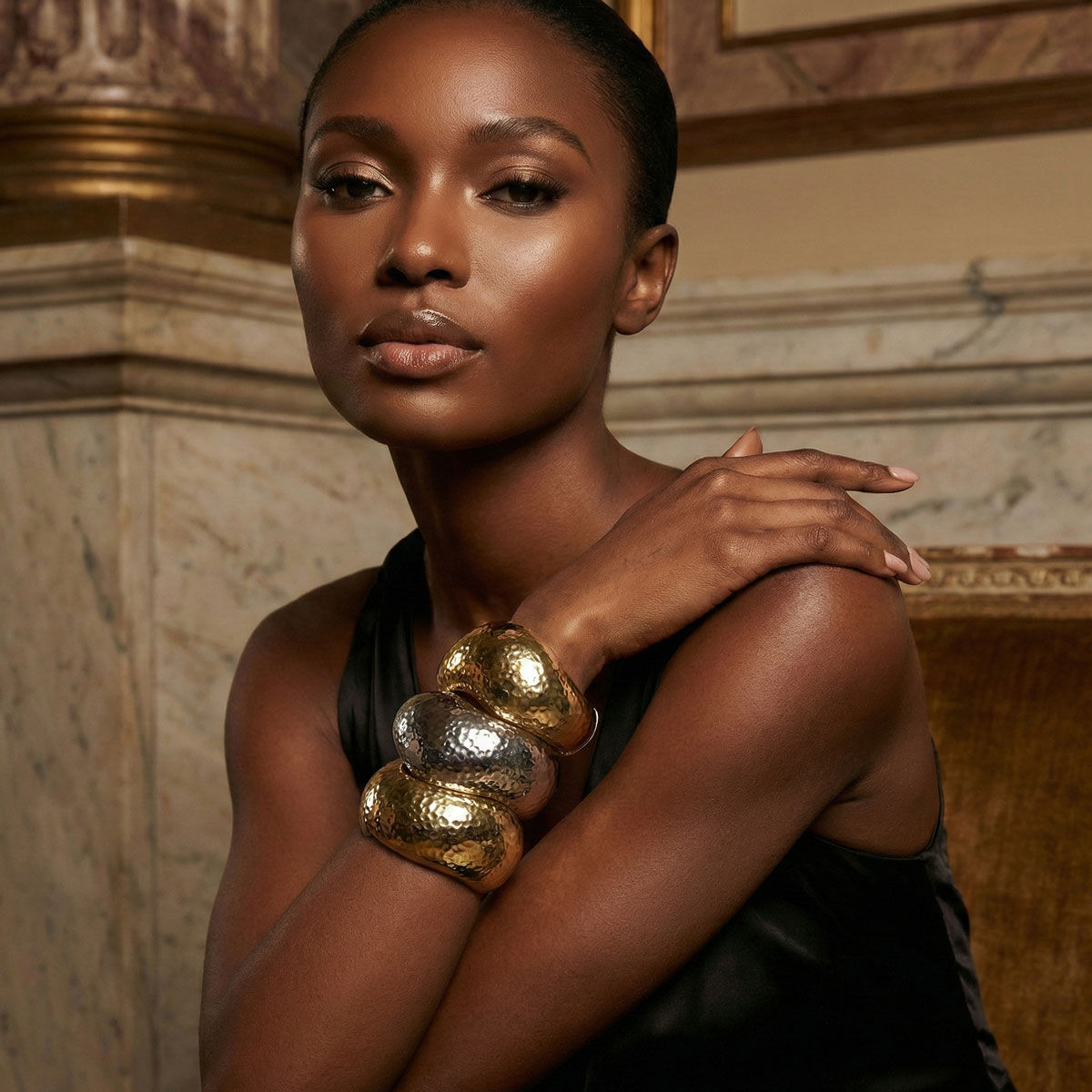 Bangle Hammered Gold Wavy Chunky Bracelet