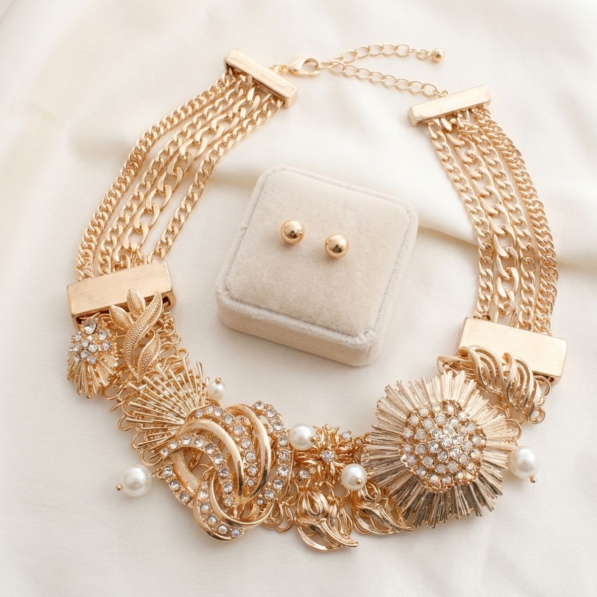 Opulent Aurbo Crystal Pearl Chainmaille Collar Set